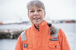 Medarbejder der benytter helikopter til at komme på arbejde